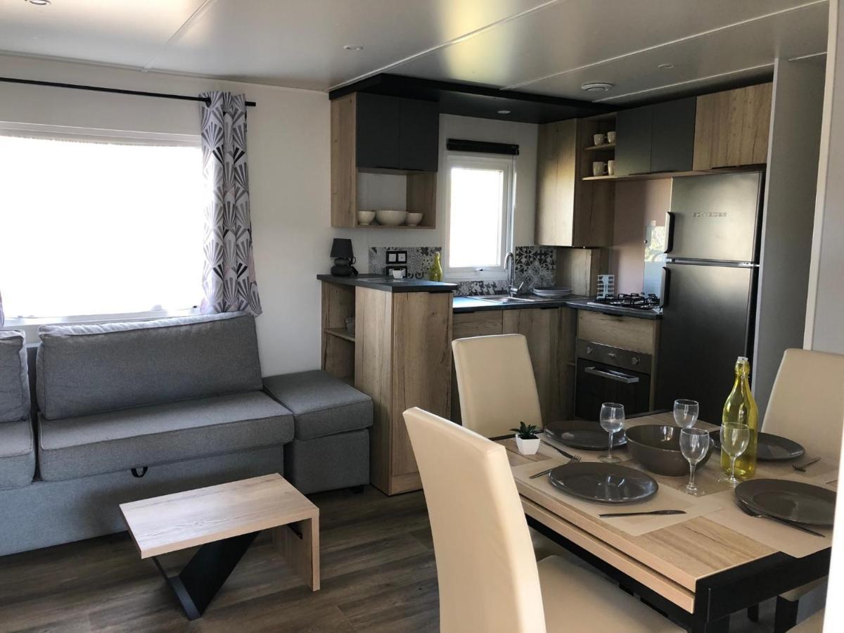 Hotel Camping Les Sables Du Midi Valras-Plage Esterno foto