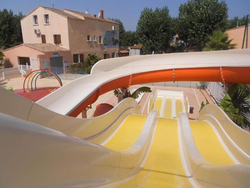 Hotel Camping Les Sables Du Midi Valras-Plage Esterno foto